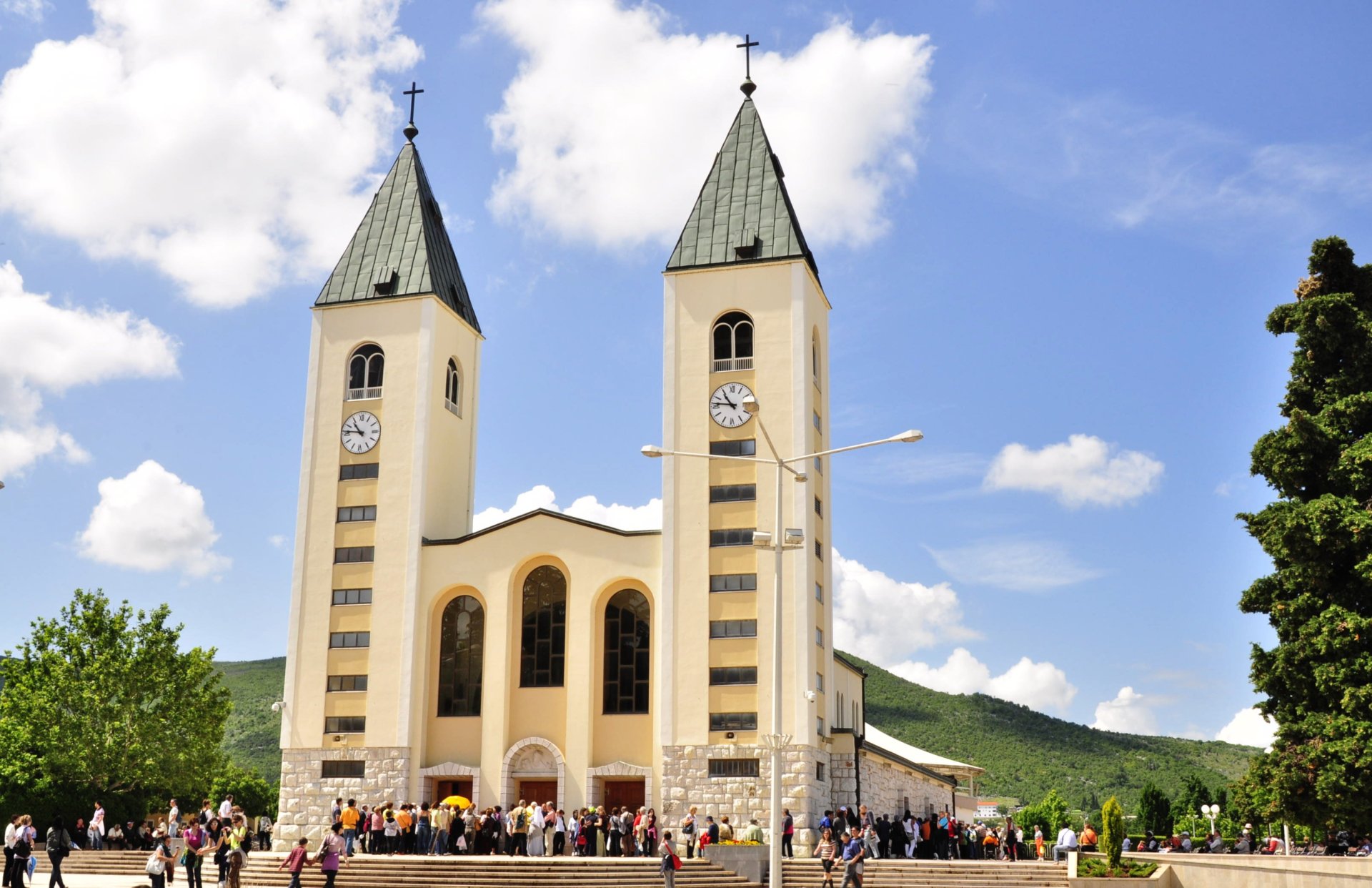 BLOG &#8211; DEACON GREG Saint_James_Church_St._Jakov_Medjugorje_-_Hotel_Pansion_Porta_-_Bosnia_Herzegovina_-_Creative_Commons_by_gnuckx_4695237966