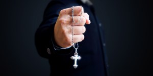¿Cuándo un exorcismo es un verdadero exorcismo católico?