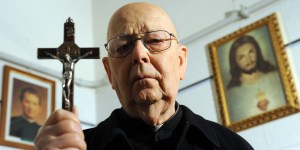 La lucha contra el demonio comienza en la familia