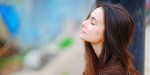 WOMAN MEDITATING