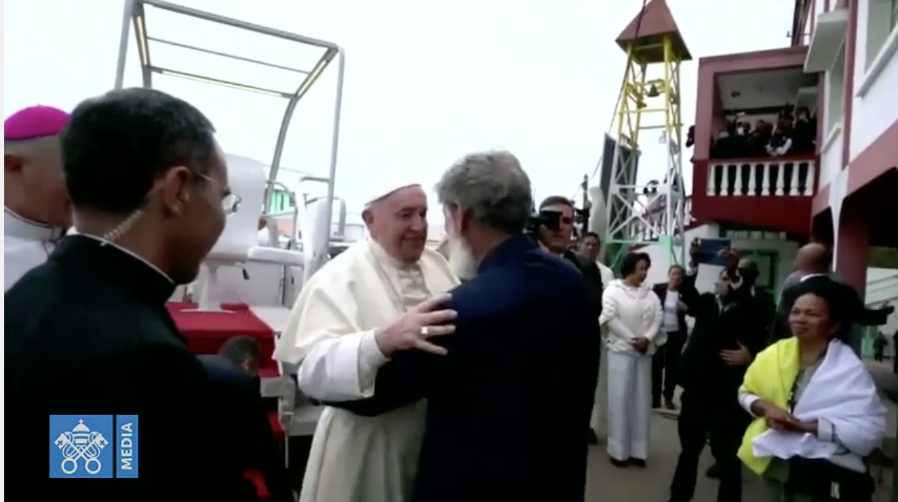 pope-francis-and-pedro-opeka-madagascar-2019-09-08-vatican-media.png