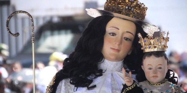 DIVINA PASTORA