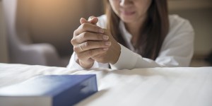 En la oración podemos imaginar a Jesús a nuestro lado