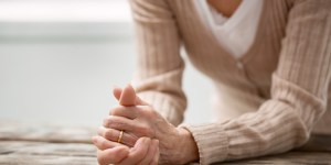 Divorciados, optaron por permanecer fieles a su cónyuge ausente