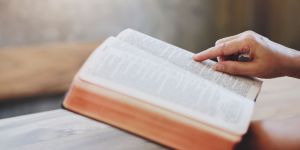 ¿Qué es Oficio de Lectura y cómo se reza?