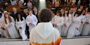 ¿A qué edad reciben la Confirmación los católicos?