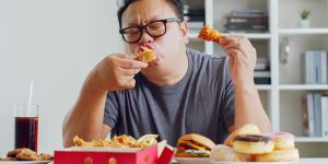Quien domina el placer de la comida alcanza la santidad