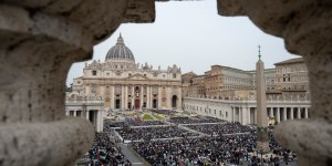 ¿Por qué la Iglesia católica guarda secretos?