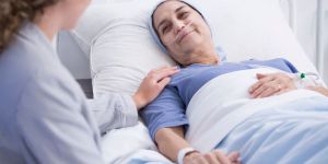 Cuidados paliativos: cómo cuidar enfermos dignamente