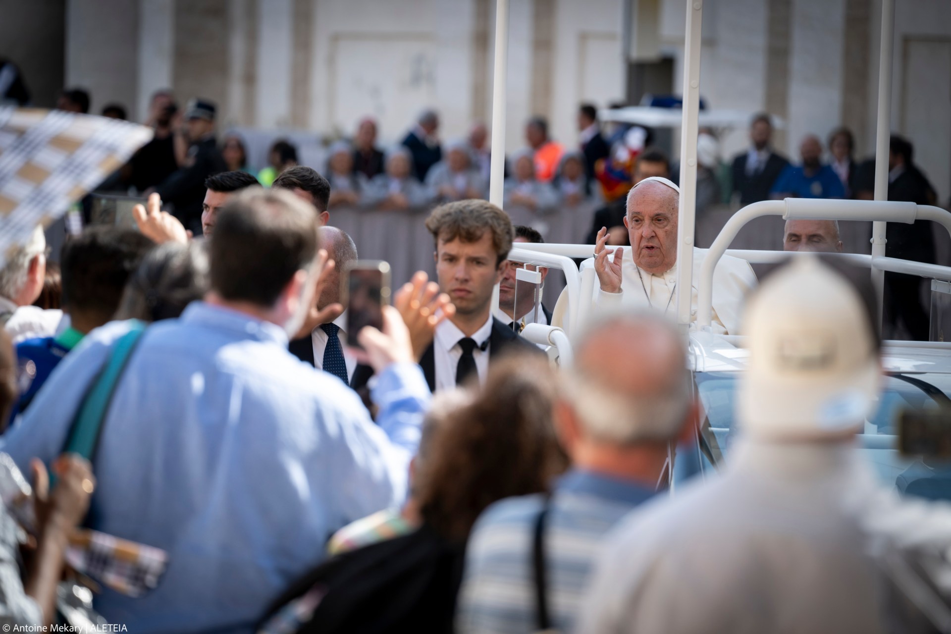 Pope Francis leaves after the weekly general audience on September 25, 2024 at St Peter's square in The Vatican.
