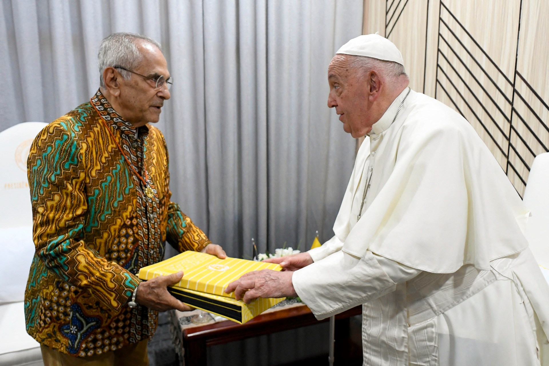 Pope Francis at Presidente Nicolau Lobato International Airport in Dili before departing for Singapore.