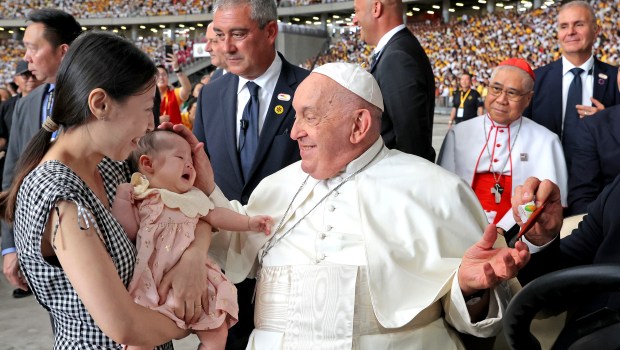 Pope-Francis-mass-National-Stadium-Singapore-MDDI