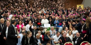 Diaconado femenino, descentralización… El programa del Sínodo para la Iglesia del mañana