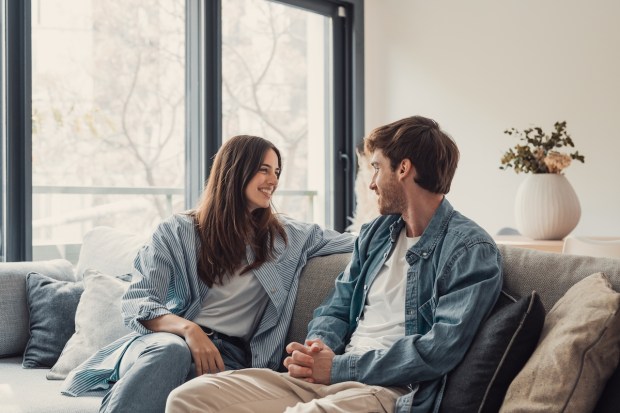 couple-talking