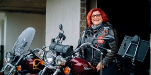 Abuela de 74 años en moto: &#8220;Nunca es tarde para nuevas aventuras&#8221;