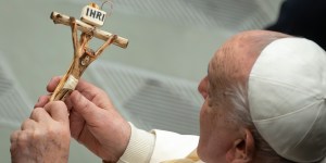 &#8220;Quien ama vive, quien odia muere&#8221;, advierte el Papa Francisco
