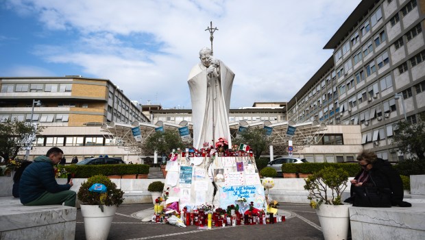 ATICAN-POPE-HEALTH-GEMELLI-HOSPITAL