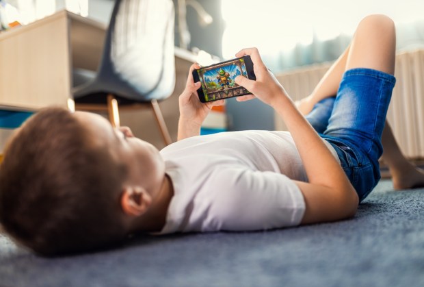 play video games